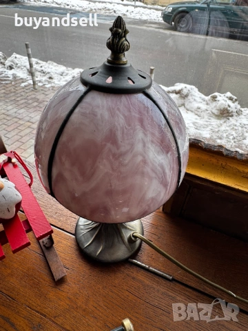 Винтидж настолна лампа тип Tiffany - лилав абажур Тифани , снимка 3 - Настолни лампи - 52935194