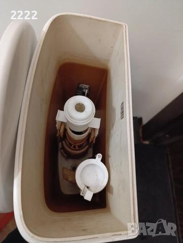 Продавам тоалетна моноблок , снимка 9 - Други стоки за дома - 53167489