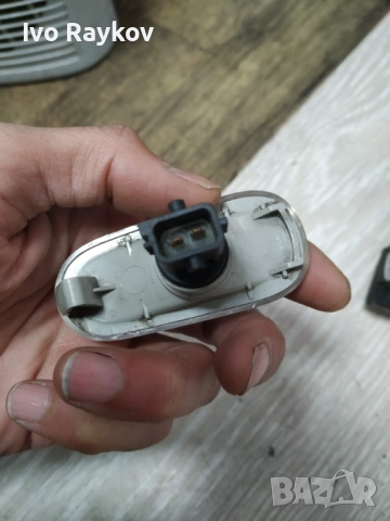 Мигач , калник за SAAB 93 , 2003+, снимка 4 - Части - 52092141
