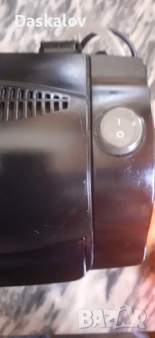 Продавам малък аквариум с осветление и помпа!, снимка 3 - Аквариуми - 51709975