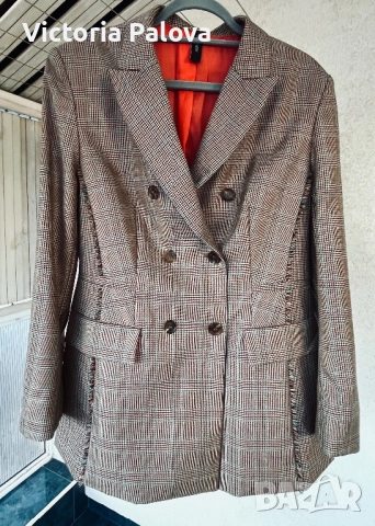 Луксозно MARC CAIN двуредно сако лимитирана колекция с декоративни шевове, снимка 10 - Сака - 52864556