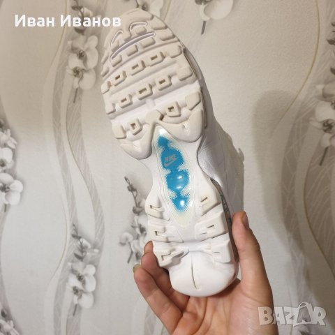 оригинални маратонки  NIKE AIR MAX 95 ULTRA White  номер 42-42,5, снимка 16 - Маратонки - 40186263