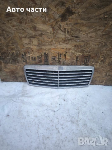 Решетка радиатор Mercedes W210 S210 оригинална 2108880123 2108880123 - OE номер