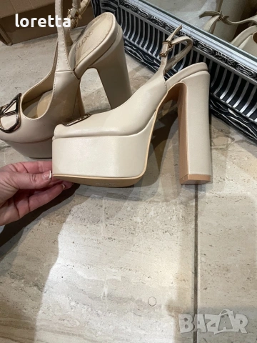 Valentino сандали , снимка 6 - Сандали - 53820683