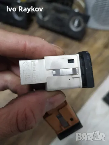 Датчици за Audi A4B7 ,   ESP  8E2 927 134 A, снимка 4 - Части - 48199571