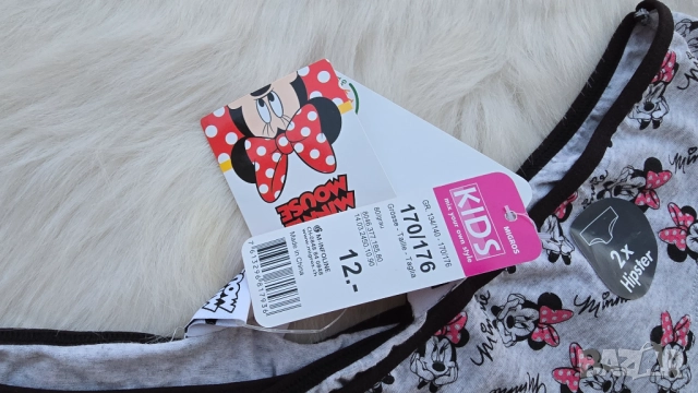 Детски бикини Мини Маус размер 12-13 години, снимка 7 - Детско бельо и бански  - 51834672