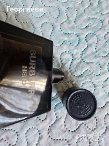 Burberry Hero intense 2025