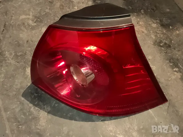 Заден десен (външен) стоп за VW Golf 5, снимка 6 - Части - 49419861