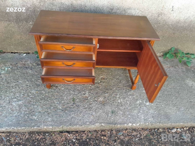 Красиво шкафче-№60, снимка 4 - Шкафове - 52009082