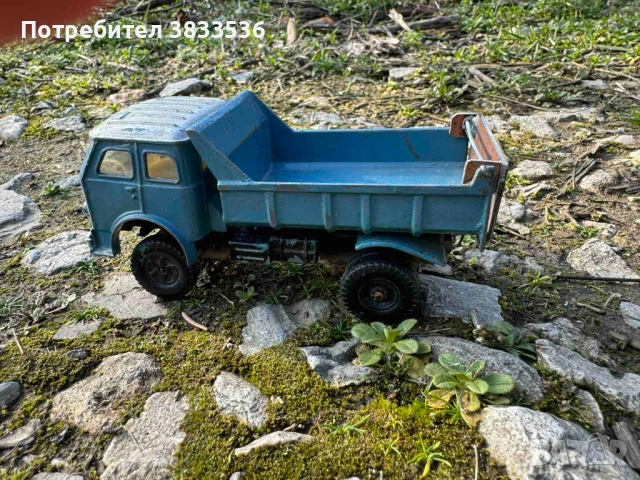 Старо СССР Руско камионче МАЗ самосвал 1:43, снимка 3 - Колекции - 53672829