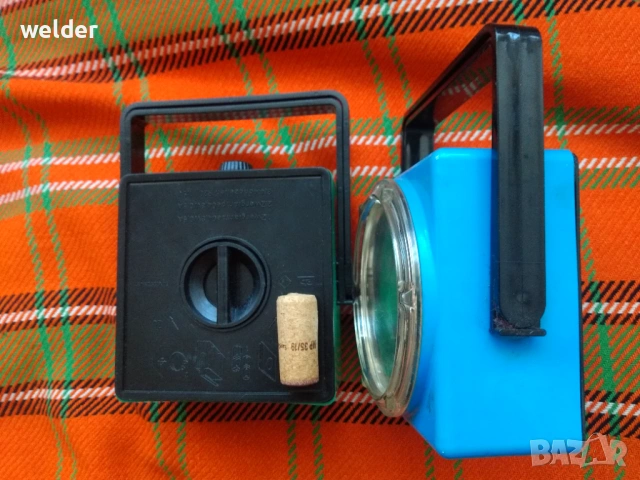 ЗАМЯНА: Ретро соц прожектори, снимка 4 - Прожектори - 53599561