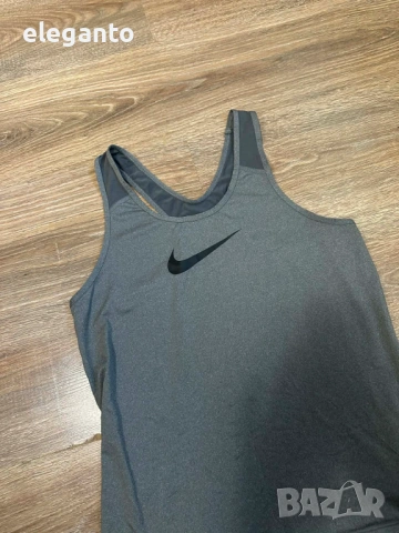 Нов дамско питник Nike Women's Iconic Pro Cool Dri-Fit Racerback Training Top, L размер, снимка 4 - Потници - 53862090