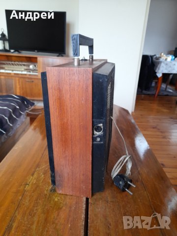 Старо радио,радиоприемник Meridian 211,Меридиан, снимка 7 - Антикварни и старинни предмети - 44243841