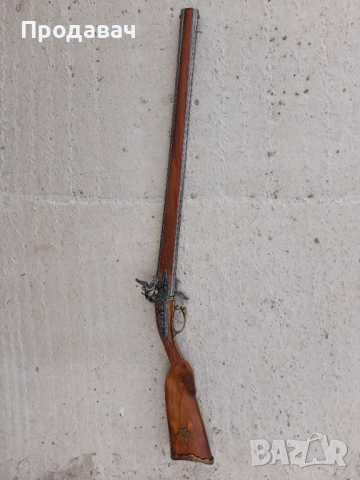 Колекция декоративни оръжия – пушка, арбалет, алебарда, мечове, снимка 2 - Други стоки за дома - 52031429