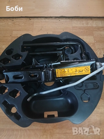 Органайзер с инструменти дачия рено нов, снимка 6 - Аксесоари и консумативи - 52828096