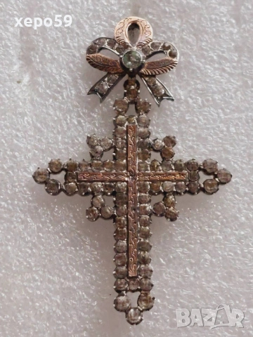 Стар антикварен кръст(медальон)Франция,19век.сребро и злато/каталожна цена 1600$/, снимка 10 - Антикварни и старинни предмети - 52681269