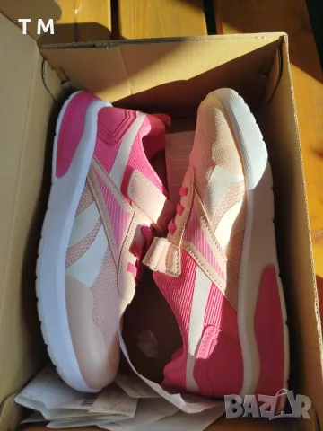 Детски маратонки Reebok , снимка 2 - Детски маратонки - 56038901