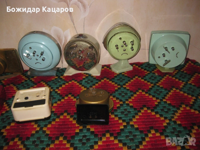 Лот, от 11 стари часовници. Цена- 70 €, за всичко. Пращам по Еконт. За София, може да ги, снимка 3 - Антикварни и старинни предмети - 53422683