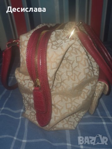 Дамска чанта DKNY, снимка 4 - Чанти - 42227461