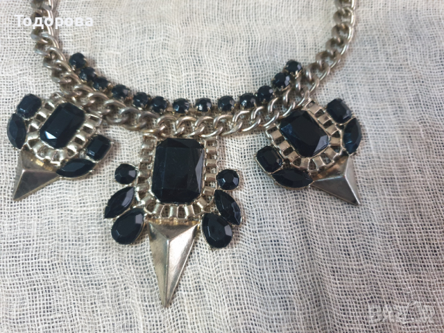 Масивно дамско колие с камъни, снимка 2 - Антикварни и старинни предмети - 44790071