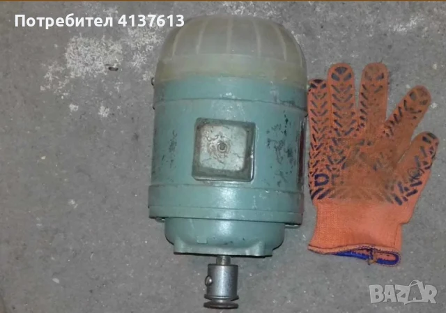 Електрически двигател трифазен 270 Вт 1400 об/мин