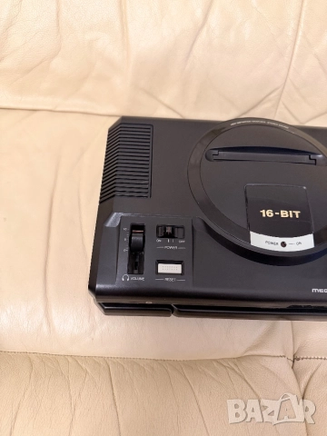 SEGA Mega Drive + Mega-CD II | Пълен комплект | Кутия | Игри, снимка 13 - Други игри и конзоли - 52956573