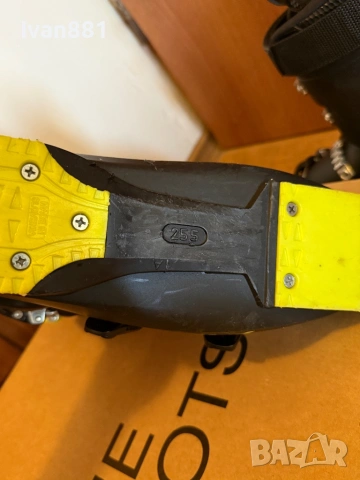 Ски обувки Fischer RC4 60 25.5 номер 40, снимка 5 - Зимни спортове - 53755602