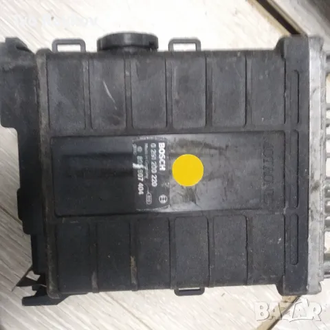 Компютър за ауди 80 б3,PASSAT 1.8L  0 261 200 220 , 893 907 404 