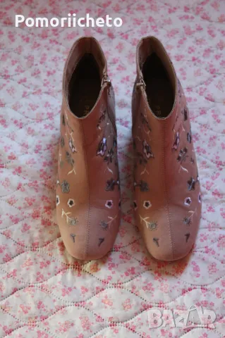 Нови розови боти на ток с бродерия, снимка 3 - Дамски обувки на ток - 47412026