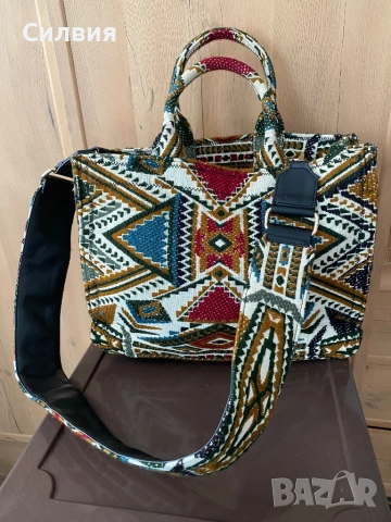 Дамска чанта Zara, снимка 2 - Чанти - 52166404