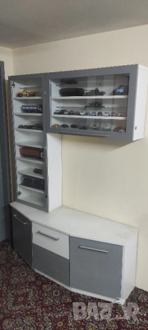 Витрини за колекционерски модели 