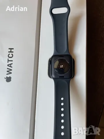 Apple watch se, снимка 2 - Смарт часовници - 47461597