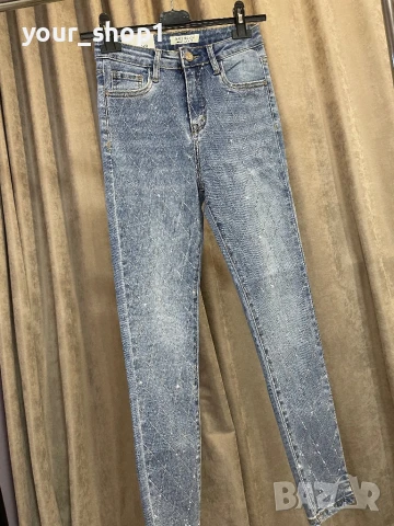 Сини дънки слим модел с камъчета камъни , снимка 1