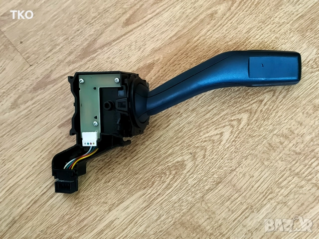 Ключ - превключвател(лостче) за мигачи и фарове на VW Audu Seat Skoda, снимка 4 - Части - 52947380