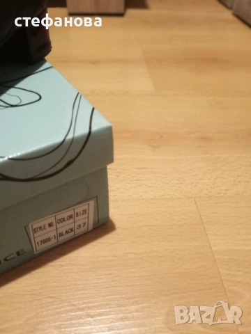 Обувки , снимка 2 - Дамски обувки на ток - 51945110