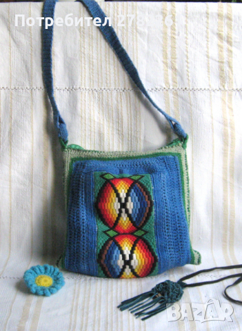 Чанта, ръчна изработка комбинация между плетиво на една кука и ръчна бродерия, снимка 2 - Чанти - 36413783