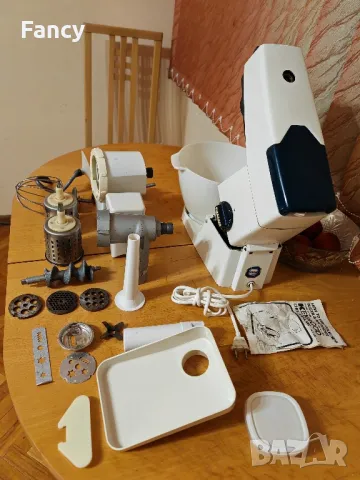 Кухненски робот Kenwood Chef,Тесто мелачка, месо мелачка, мелачка за зеленчуци, курабии , снимка 17 - Кухненски роботи - 49048035