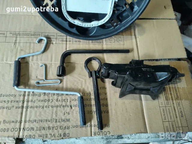 Авариен Органайзер Крик Renault Clio II Авариен Крик Ключ, снимка 3 - Аксесоари и консумативи - 47827310