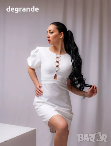 Бяла рокля с буфан ръкави