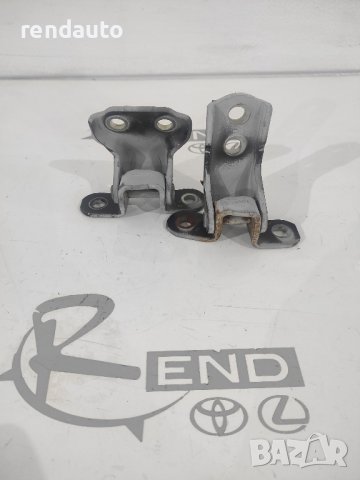 Предни десни панти за врата Toyota Yaris 2005-2011 