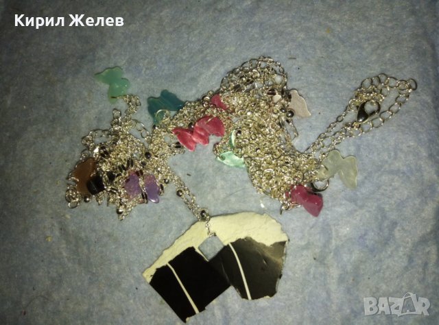 НЕЖНО ПОСРЕБРЕНО АРТ КОЛИЕ с ЦВЕТНИ ПЕПЕРУДКИ ФИНА ВЕРИЖКА 38933, снимка 6 - Колиета, медальони, синджири - 42057417