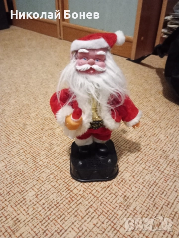 Пеещ и светещ дядо Коледа , снимка 1