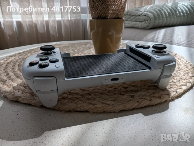 8BitDo Ultimate Mobile Gaming Controller за (Bluetooth) Android (бял), снимка 3 - Джойстици и геймпадове - 56175614