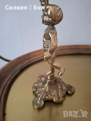 Свещник с фигура на херувим , снимка 2 - Антикварни и старинни предмети - 50926855