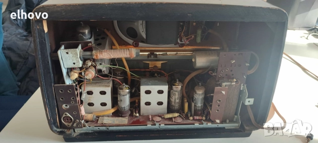 Старо лампово радио NordMende Norma Luxus, снимка 5 - Антикварни и старинни предмети - 52609869