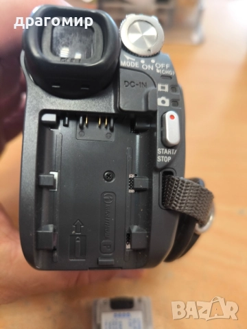 Sony DCR-DVD105E, снимка 9 - Камери - 52142307