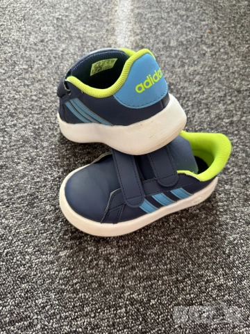 Детски маратонки Adidas Bubble