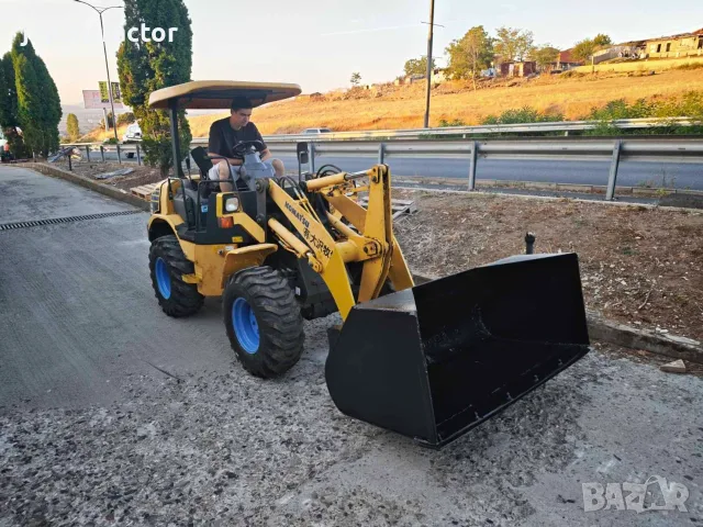 Челен товарач Komatsu WL30 Нов Внос Япония