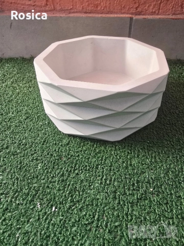 Кашпи, снимка 5 - Саксии и кашпи - 51540273