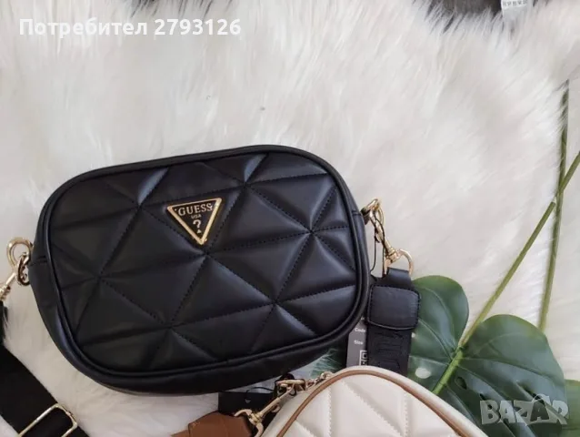 Дамска чантичка guess 